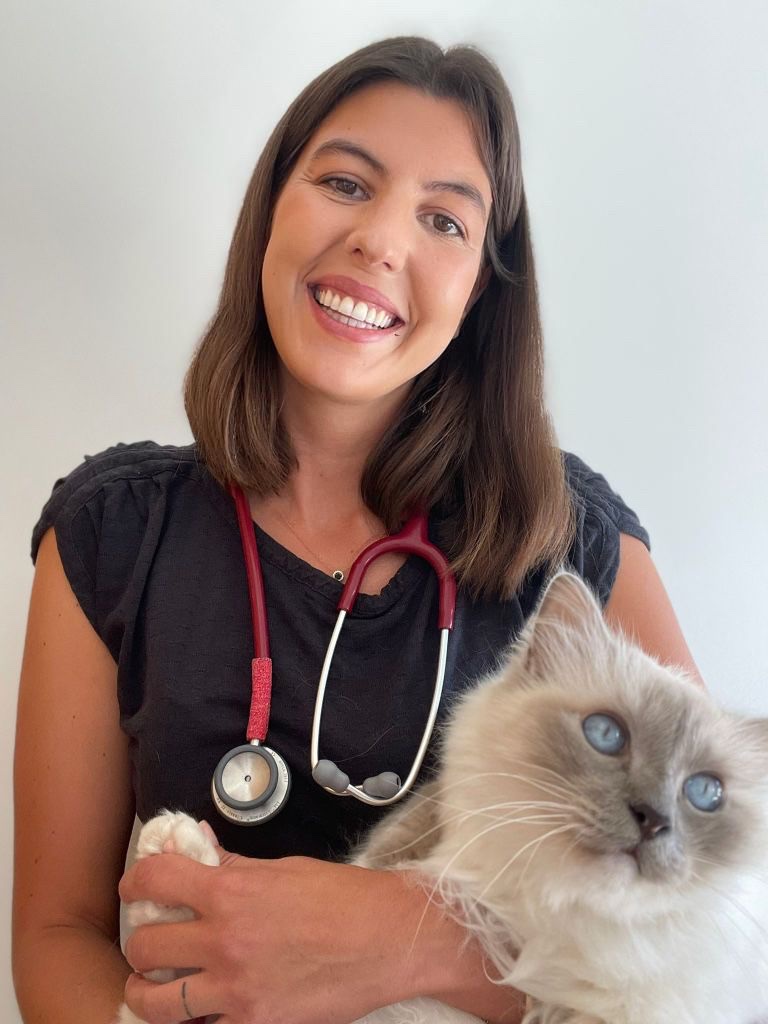 Sonsoles, Veterinaria y etóloga clínica